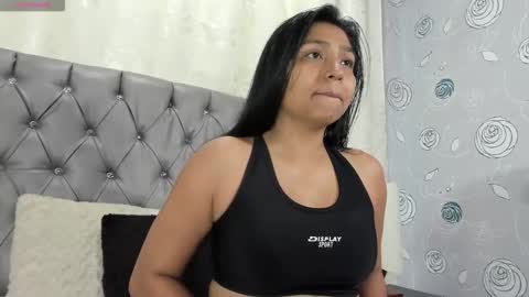 Snapshot of luna_evaa chatting on 01/06/26, 01:59 Luna Eva online show from 01/06/26, 01:59