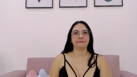 luna_ferrer1 online show from 07/18/26, 11:58
