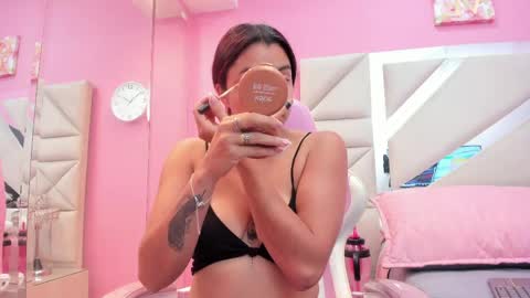Snapshot of luna_hix chatting on 05/05/26, 03:03 luna_hix online show from 05/05/26, 03:03