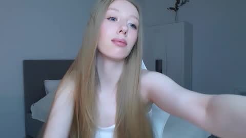 Luna online show from 10/07/25, 08:39