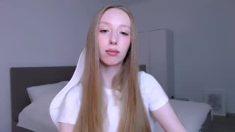 Luna online show from 02/27/26, 08:53