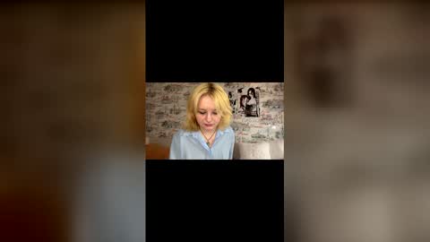 Luna online show from 04/13/26, 10:43