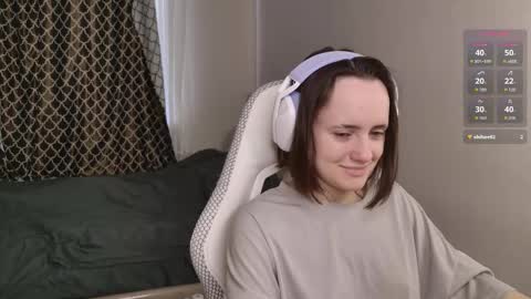 luna_loveeee online show from 09/12/25, 07:19