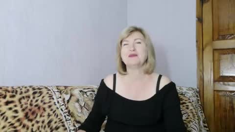 luna_lure11 online show from 09/20/25, 11:22