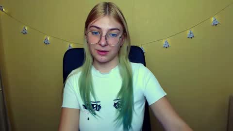 Luna online show from 12/07/24, 12:13