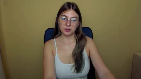 Luna online show from 09/12/25, 08:58