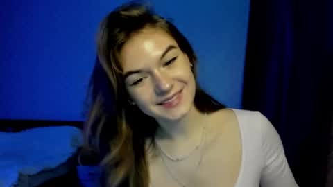 Luna online show from 11/16/25, 06:13