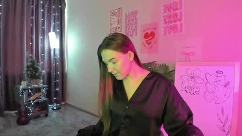 Luna online show from 03/02/26, 07:15
