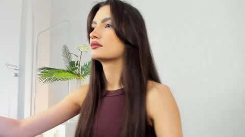 Adele online show from 04/09/26, 07:58