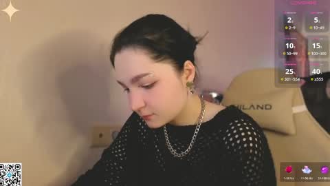 Snapshot of luna_moon13 chatting on 04/24/26, 02:03 Luna online show from 04/24/26, 02:03