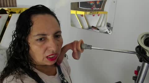 luna_naughty1 online show from 05/18/26, 05:41