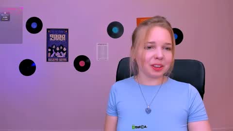 Princess Luna online show from 05/18/26, 08:31
