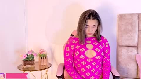   online show from 11/15/25, 08:27