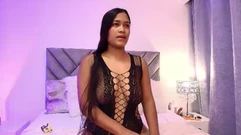 luna_queen7 online show from 06/15/26, 11:23