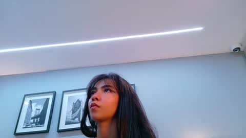 LUNA  online show from 02/17/26, 02:02