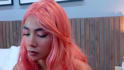 LUNA  online show from 02/25/26, 04:38