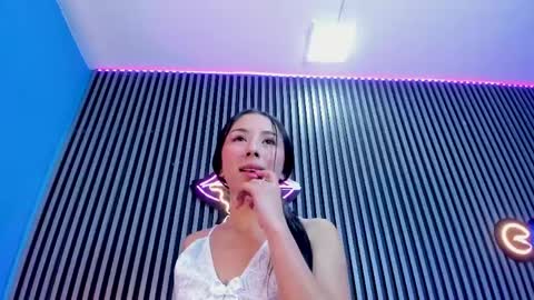 Snapshot of luna_roose1 chatting on 05/13/26, 08:06 Luna Rosse online show from 05/13/26, 08:06