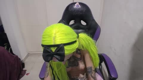 Luna online show from 12/28/24, 10:25