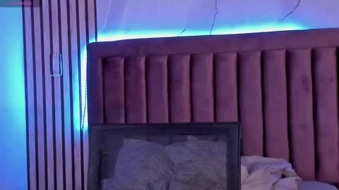 Luna  online show from 09/22/25, 12:18