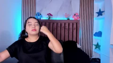 Luna  online show from 11/24/25, 12:05