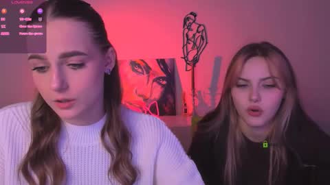 Luna online show from 10/22/25, 07:13