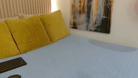 luna_valle online show from 03/09/26, 08:35