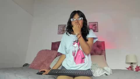 Snapshot of luna_velveth1 chatting on 03/03/26, 02:39 luna_velveth1 online show from 03/03/26, 02:39