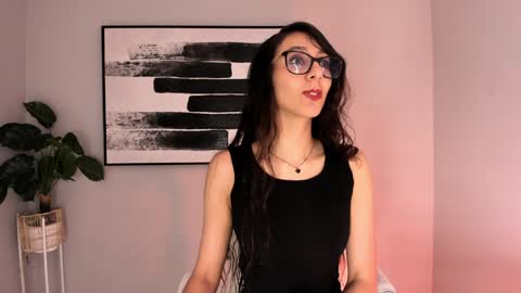 luna online show from 01/14/25, 01:06