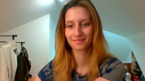 Snapshot of luna_xsensual chatting on 02/12/25, 07:13 L U N A  online show from 02/12/25, 07:13