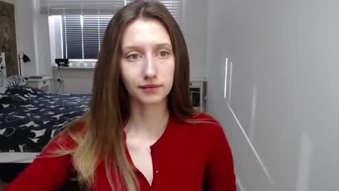 L U N A  online show from 03/09/26, 06:28