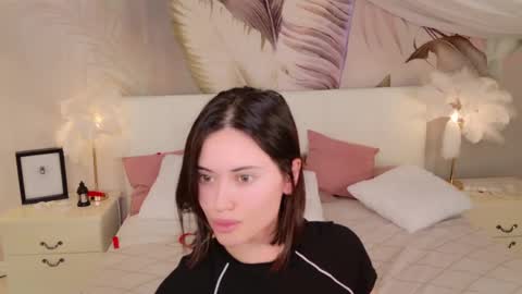 Luna online show from 03/31/26, 08:53