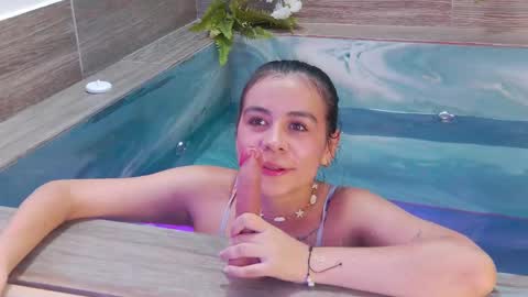 Luna online show from 12/11/24, 03:37