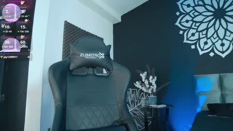 Luna online show from 01/10/25, 03:58