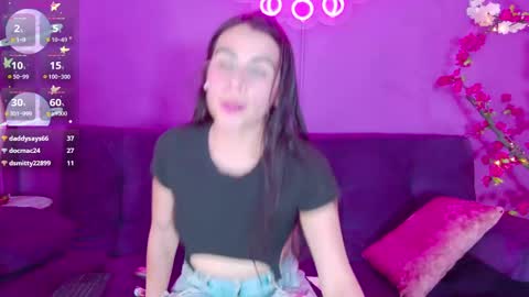 Luna online show from 02/06/25, 07:29