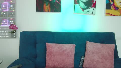 Luna online show from 02/26/25, 07:16