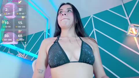 Luna online show from 03/05/25, 01:28