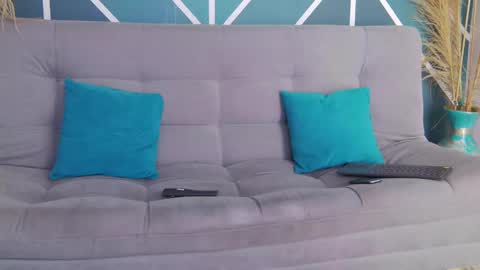 Luna online show from 11/15/25, 04:25