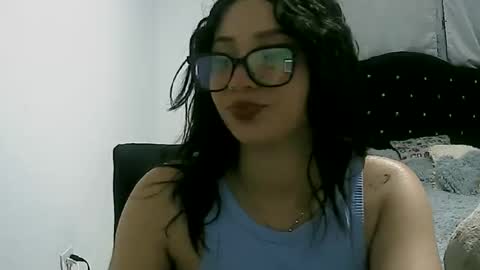 Snapshot of lunaa_sub chatting on 01/23/25, 04:09 lunaa_sub online show from 01/23/25, 04:09