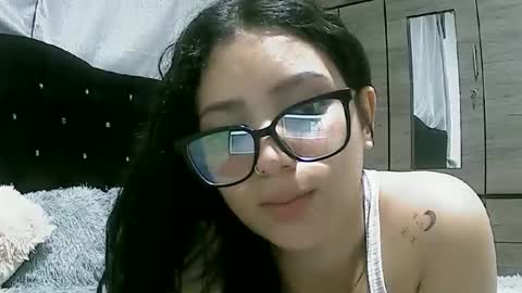 Snapshot of lunaa_sub chatting on 01/29/25, 05:51 lunaa_sub online show from 01/29/25, 05:51