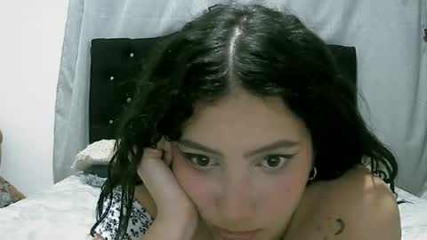 Snapshot of lunaa_sub chatting on 02/21/25, 04:07 lunaa_sub online show from 02/21/25, 04:07