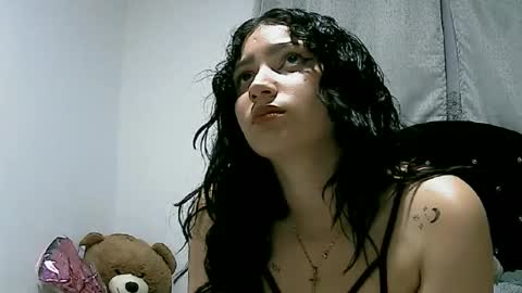 Snapshot of lunaa_sub chatting on 02/26/25, 03:42 lunaa_sub online show from 02/26/25, 03:42