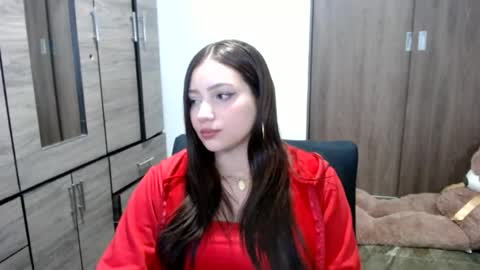lunaa_sub online show from 07/01/26, 08:08