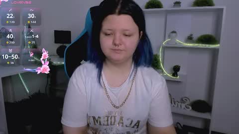 Luna online show from 04/04/26, 06:22