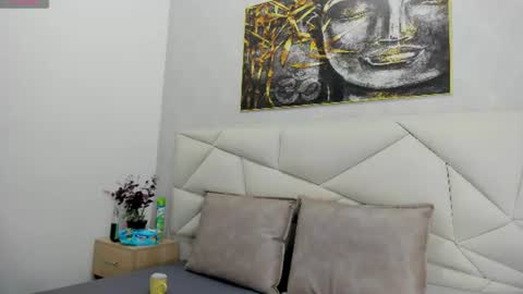 lunaasmithh online show from 07/23/26, 11:30