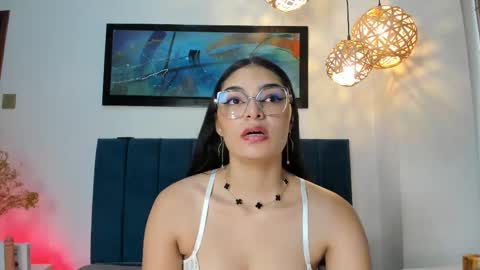 Luna Aspen online show from 09/17/25, 06:20