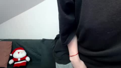 lunaastar_ online show from 12/09/24, 10:11