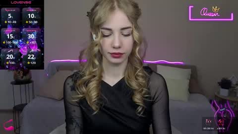 Snapshot of lunabelli chatting on 04/27/26, 06:33 LunaBelli online show from 04/27/26, 06:33