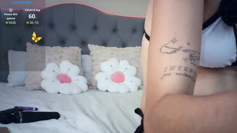 Snapshot of lunabloon chatting on 07/17/26, 05:40 Luna online show from 07/17/26, 05:40
