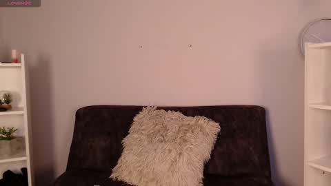 Snapshot of lunaclarxx chatting on 12/22/25, 12:24 Luna Clarx online show from 12/22/25, 12:24