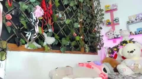 lunacristal_moon online show from 02/11/25, 08:05